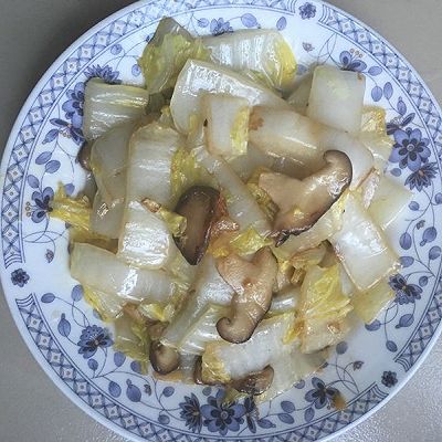 大白菜炒香菇