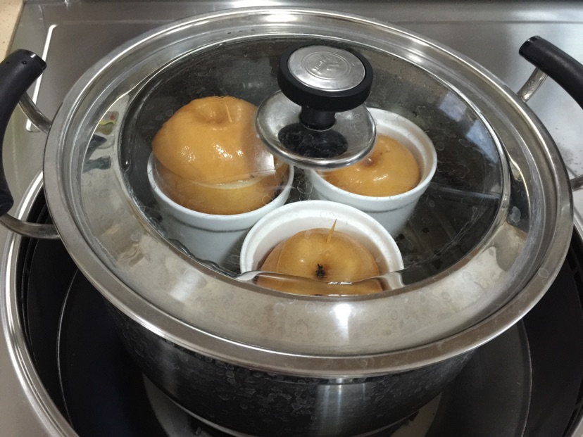 冰糖红梨的做法图解4