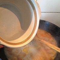 酸辣牛肉砂锅汤的做法图解5