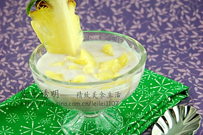 菠萝角水果优酪乳