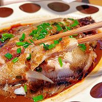 鲜掉眉毛的清蒸海鱼的做法图解10