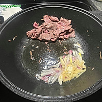 #春日尝鲜#丝瓜炒牛肉的做法图解5