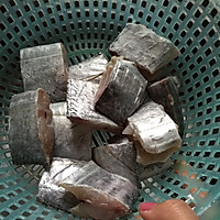 香煎糖醋带鱼的做法图解1