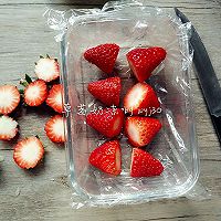 草莓奶冻的做法图解3
