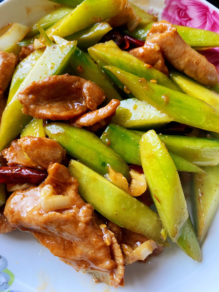 黄瓜肉片的做法