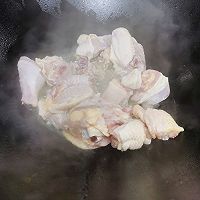 超快手的土豆黄焖鸡的做法图解1