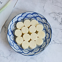 日本豆腐蒸虾仁的做法图解1