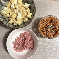 快手低脂 拌饭神器|杂蔬肉沫炒油豆腐的做法图解1