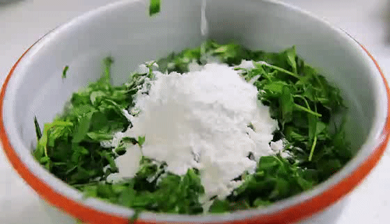 苜蓿菜疙瘩，春天的鲜美味道！的做法图解4