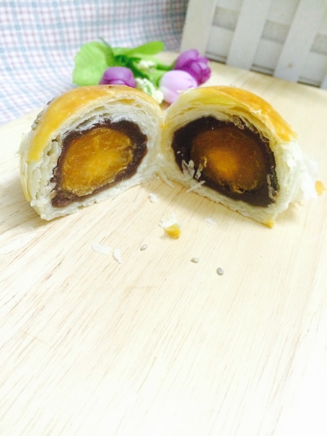 酥的掉渣-蛋黄酥的做法图解13