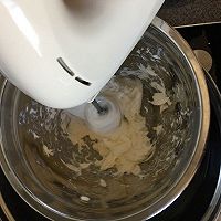 轻乳酪蛋糕的做法图解2