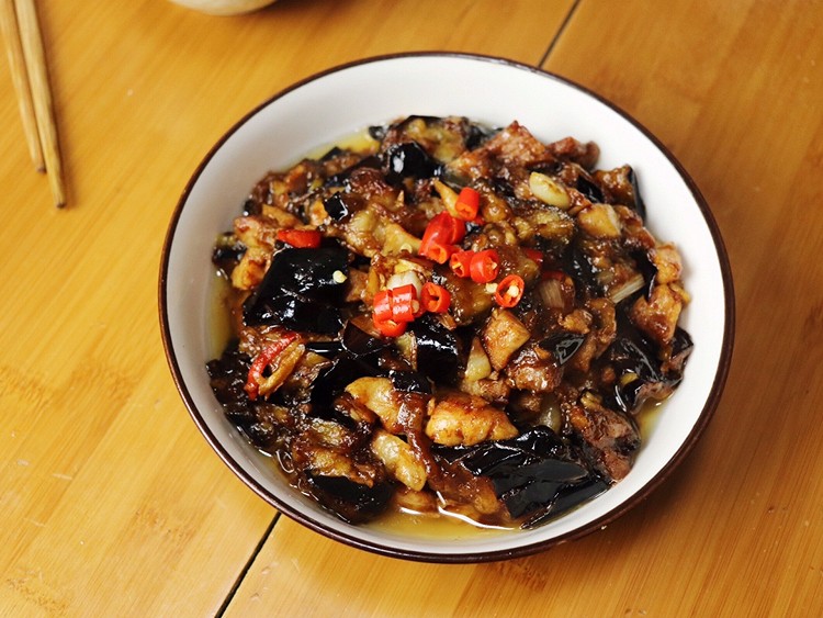 咸鱼茄子的做法