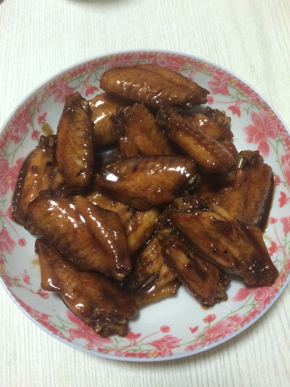 Chicken wings with coke