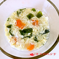 宝宝辅食：裙带菜蛋花汤的做法图解7