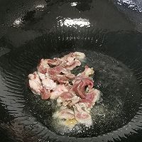 #给年味整点鲜的#黄瓜干炒肉的做法图解2