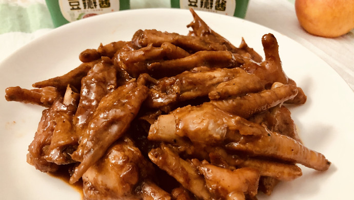 酱焖鸡爪翅尖