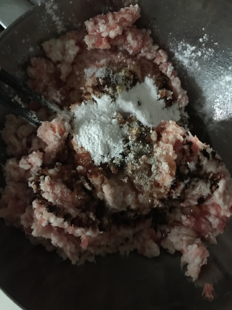 翡翠菜饺子的做法图解1