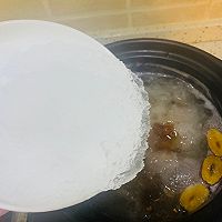 桃胶皂角米雪燕银耳牛奶的做法图解5