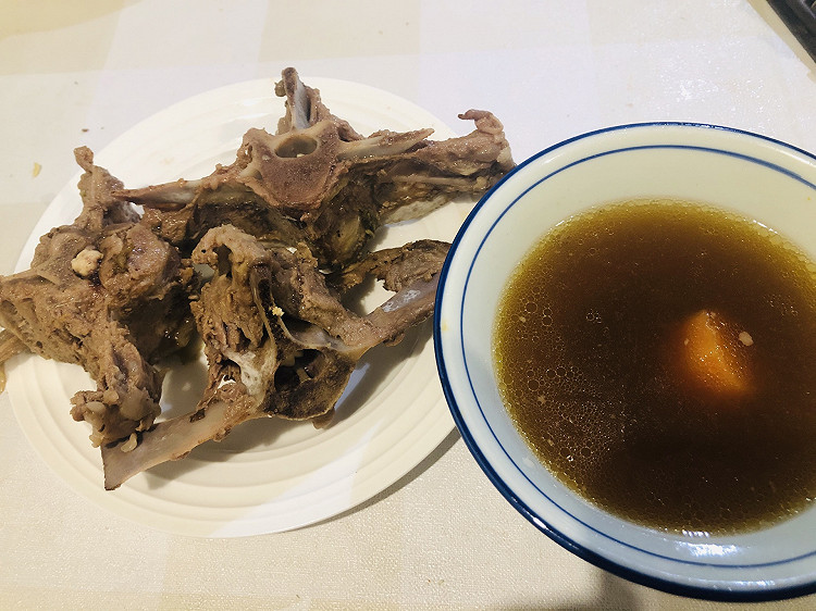 羊蝎子汤，羊蝎子火锅汤底的做法