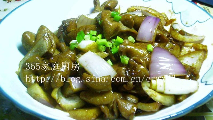 洋葱炒大肠