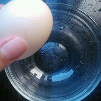 电饭煲炖蛋的做法图解1
