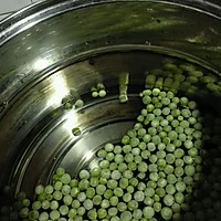 虾仁炒饭的做法图解2