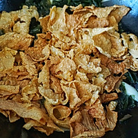 #太太乐鲜鸡汁玩转健康快手菜#海藻炒腐皮的做法图解5