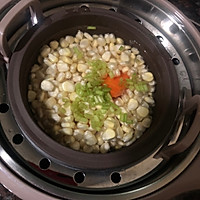 红萝卜玉米猪骨汤的做法图解4