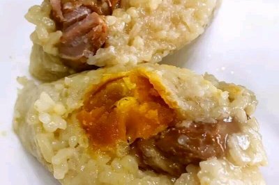 端午节将至，特百惠教你做美味的蛋黄鲜肉粽！