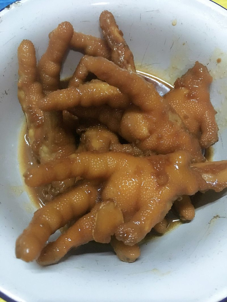 寝室电饭煲版鸡爪的做法