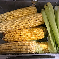 玉米饽饽(蒸)的做法图解1