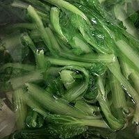 小白菜虾皮馅玉米面菜团子的做法图解3