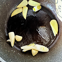 黄焖鸡的做法图解1