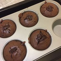 巧克力熔岩爆浆蛋糕的做法图解9