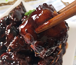 家常红烧排骨（不用炒糖色版）的做法