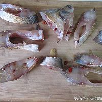 干烧鳊鱼的做法图解4
