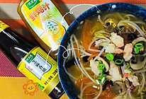 鲜虾时蔬三色面#太太乐鲜鸡汁芝麻香油#的做法