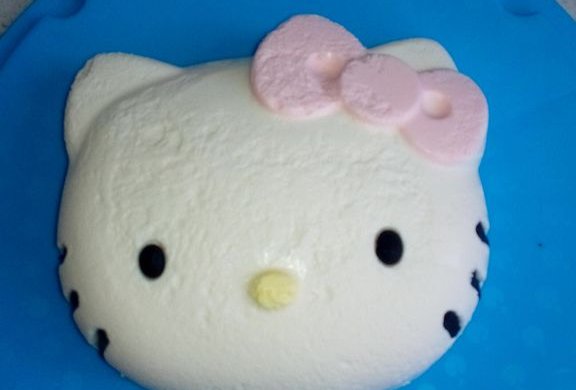 Hello kitty 酸奶慕斯