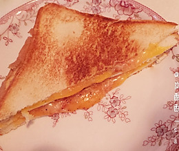 烤起司三明治 Grilled Cheese Sandwich的做法