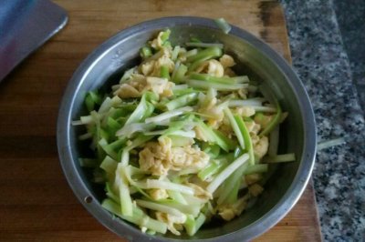 【5分钟快手菜】蒜黄炒蛋