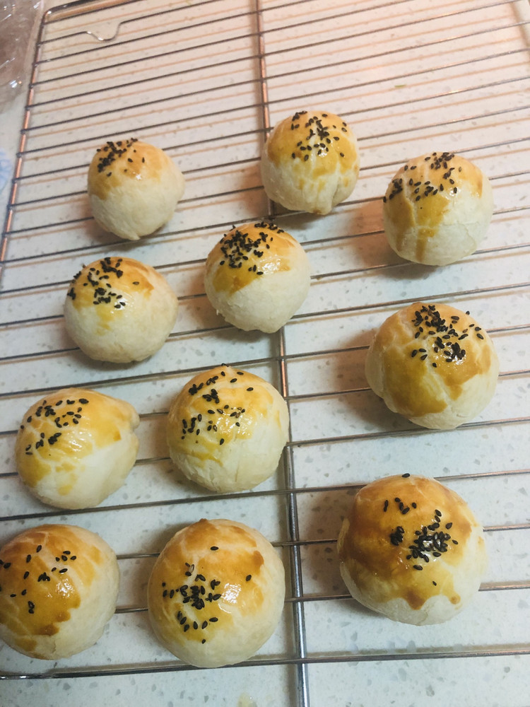 蛋黃酥的做法