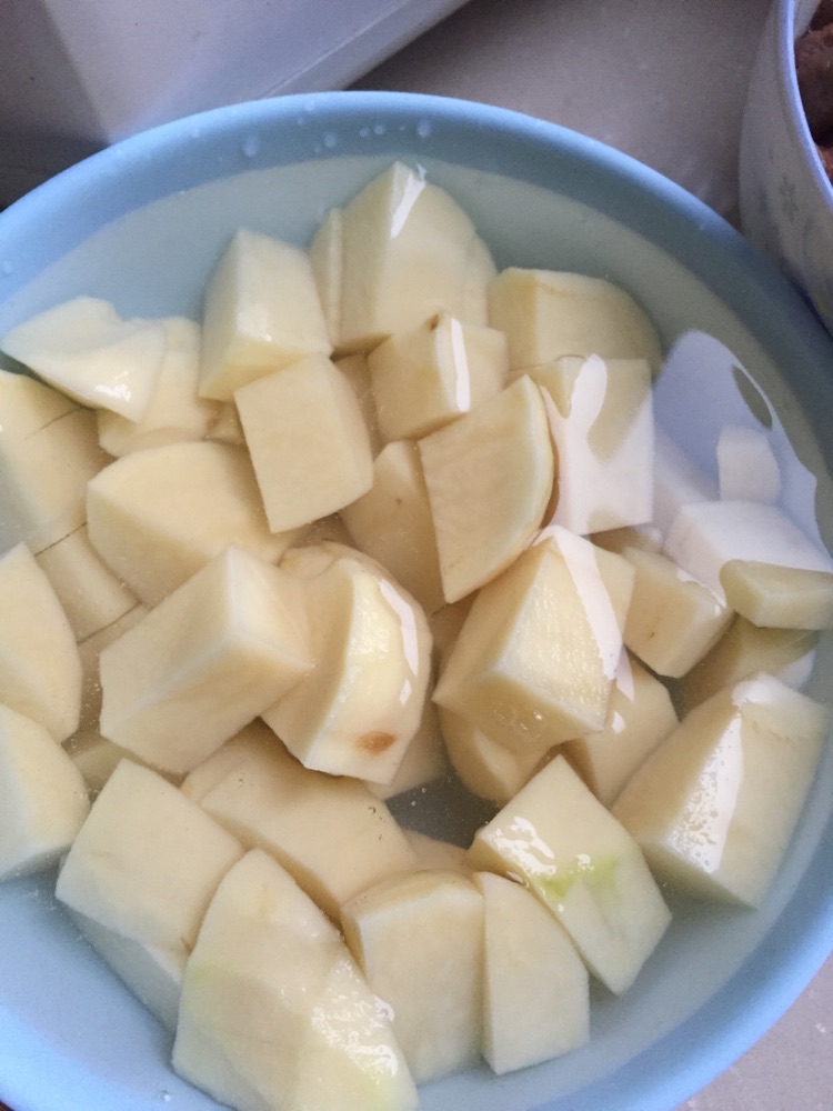 咖喱土豆牛肉的做法图解2