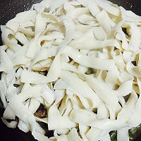 豆角排骨焖面的做法图解7