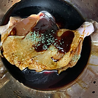 电饭煲鸡腿的做法图解3