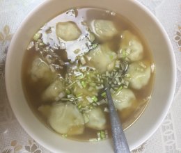 水饺版馄饨的做法