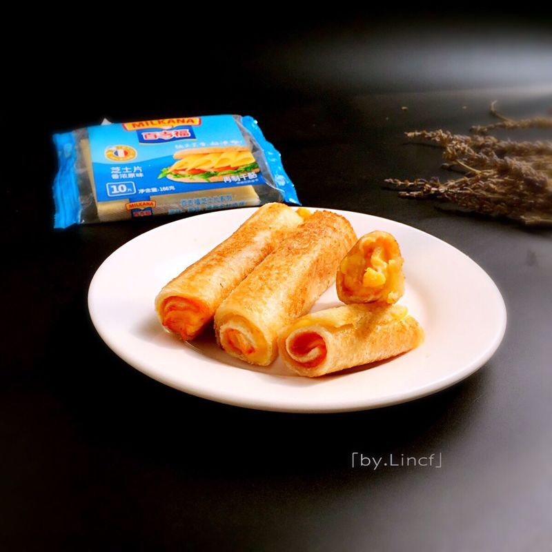 Retro net red brunch cheese lava toast roll