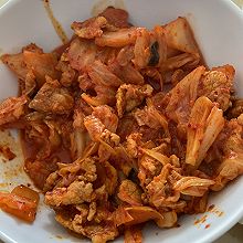 辣白菜炒五花肉