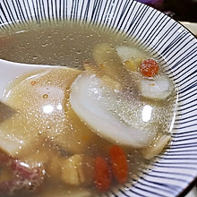 广东靓汤|海底椰响螺片瘦肉汤