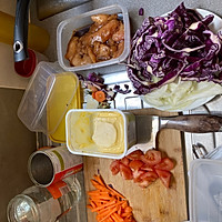 低脂午餐——鸡胸肉炒紫甘蓝的做法图解1