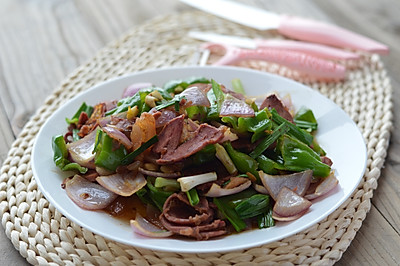 爆炒牛肉